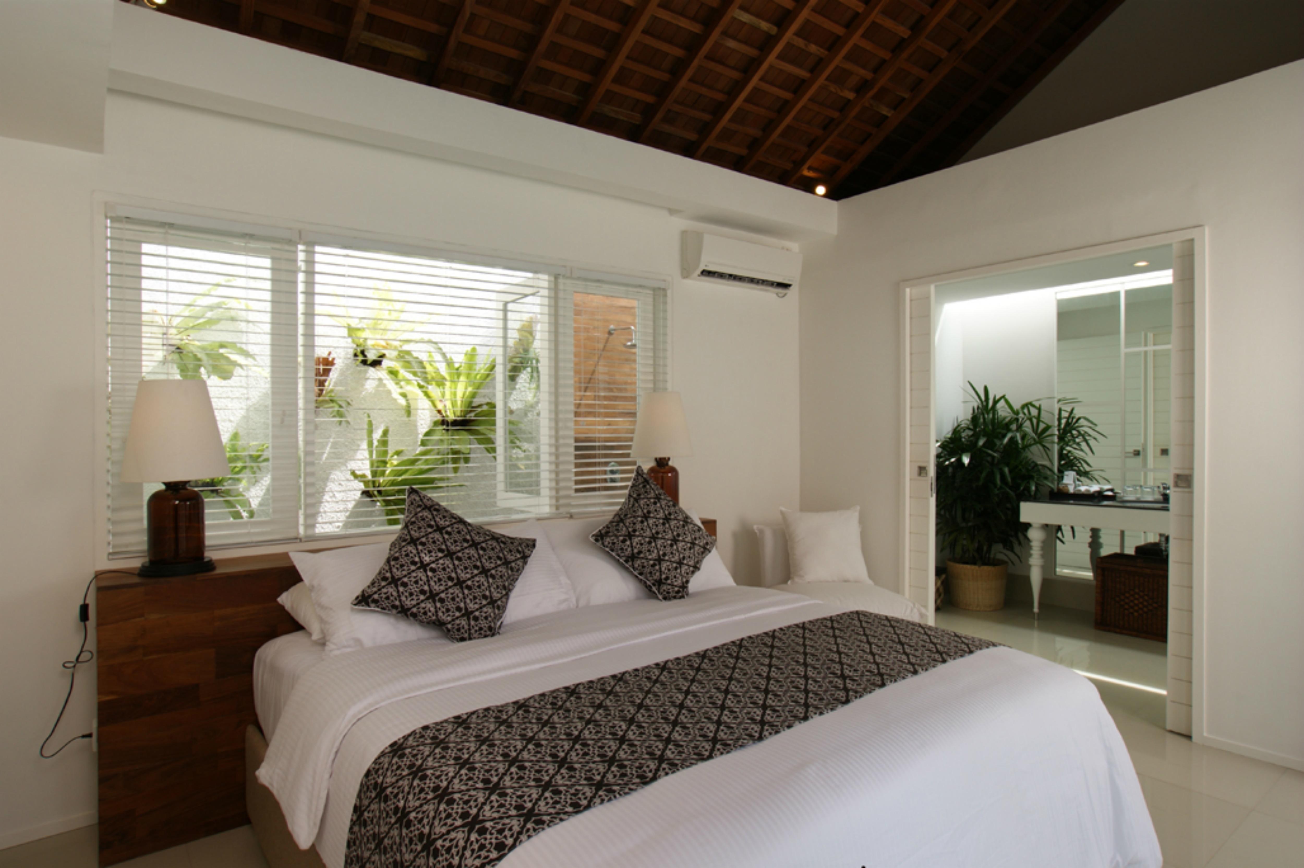Collection O 20 Astana Kunti Seminyak Hotel Exterior photo